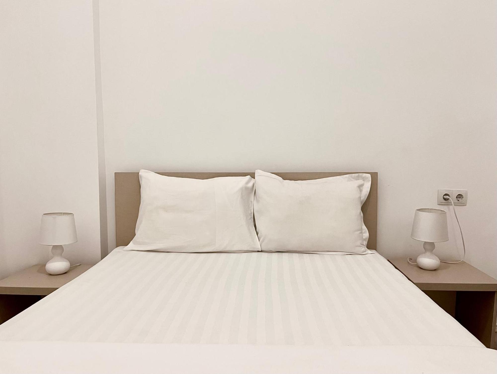 Old Town - Ultra Central Apartment Bucarest Esterno foto