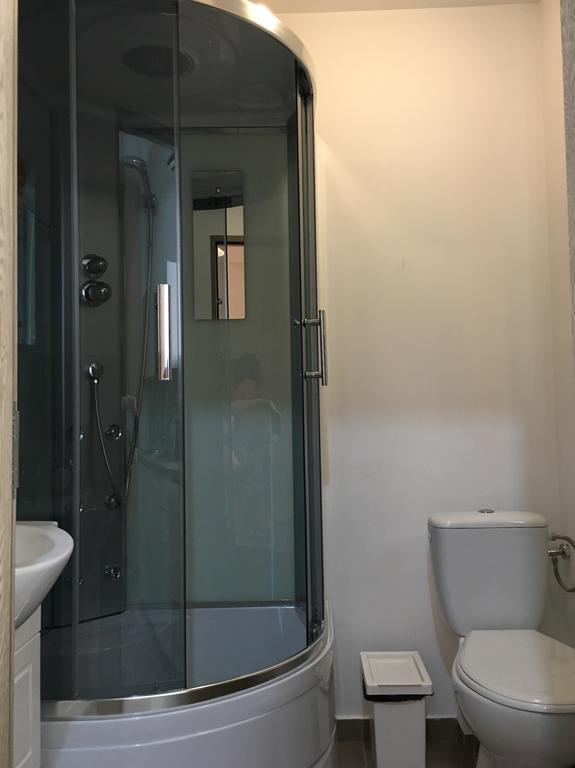 Old Town - Ultra Central Apartment Bucarest Esterno foto